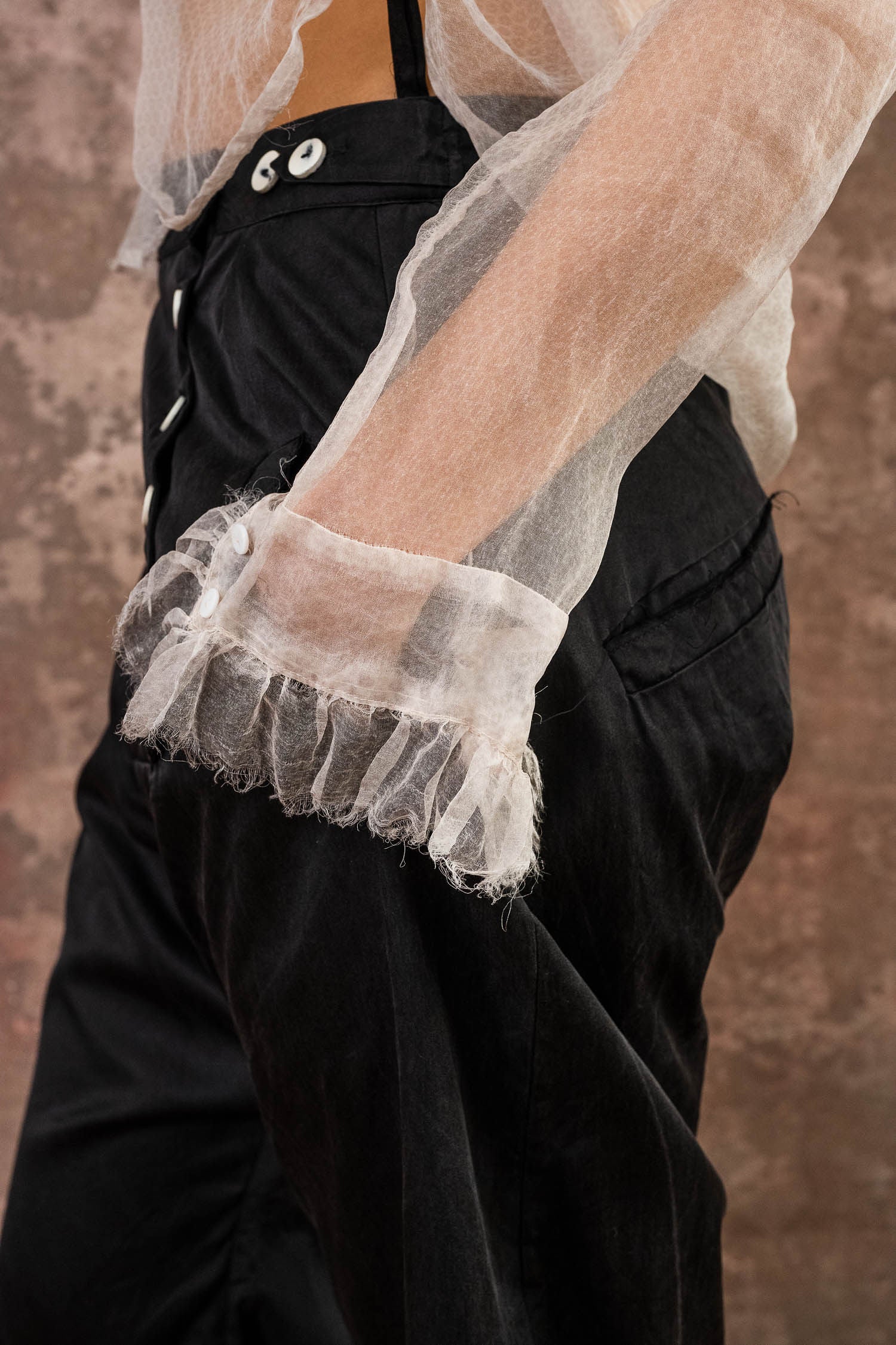frill blouse organza print