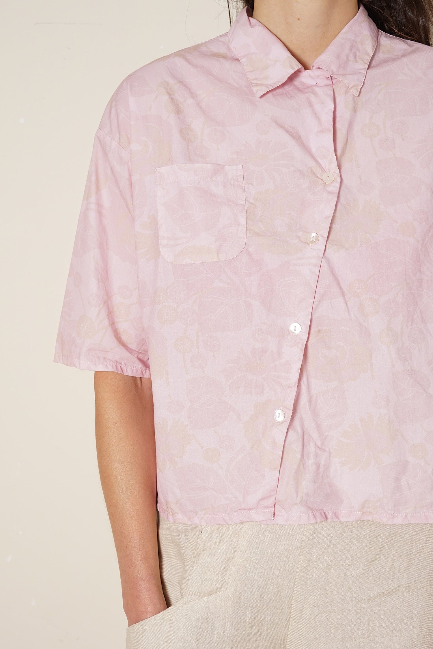 clean new shirt cotton poplin rose print