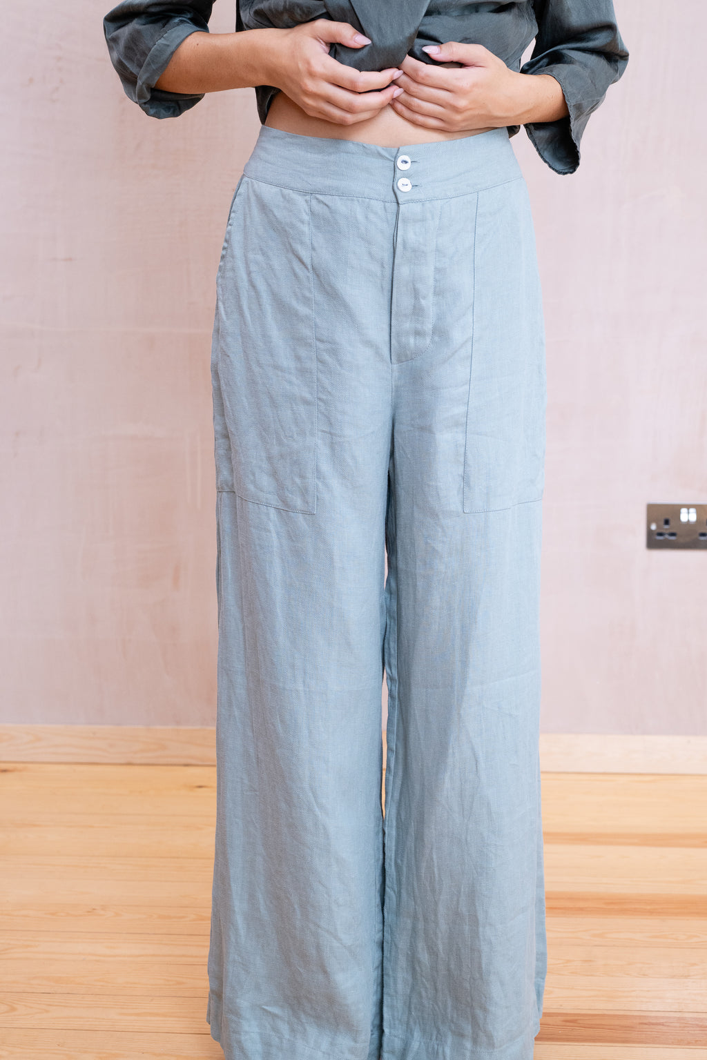 flare pants linen