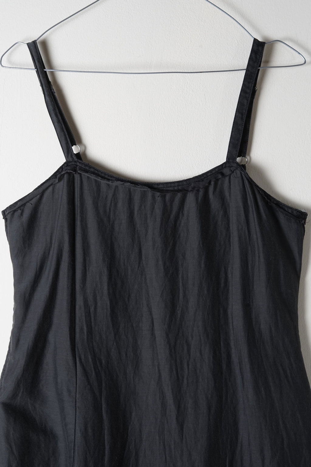 preloved - idle slip