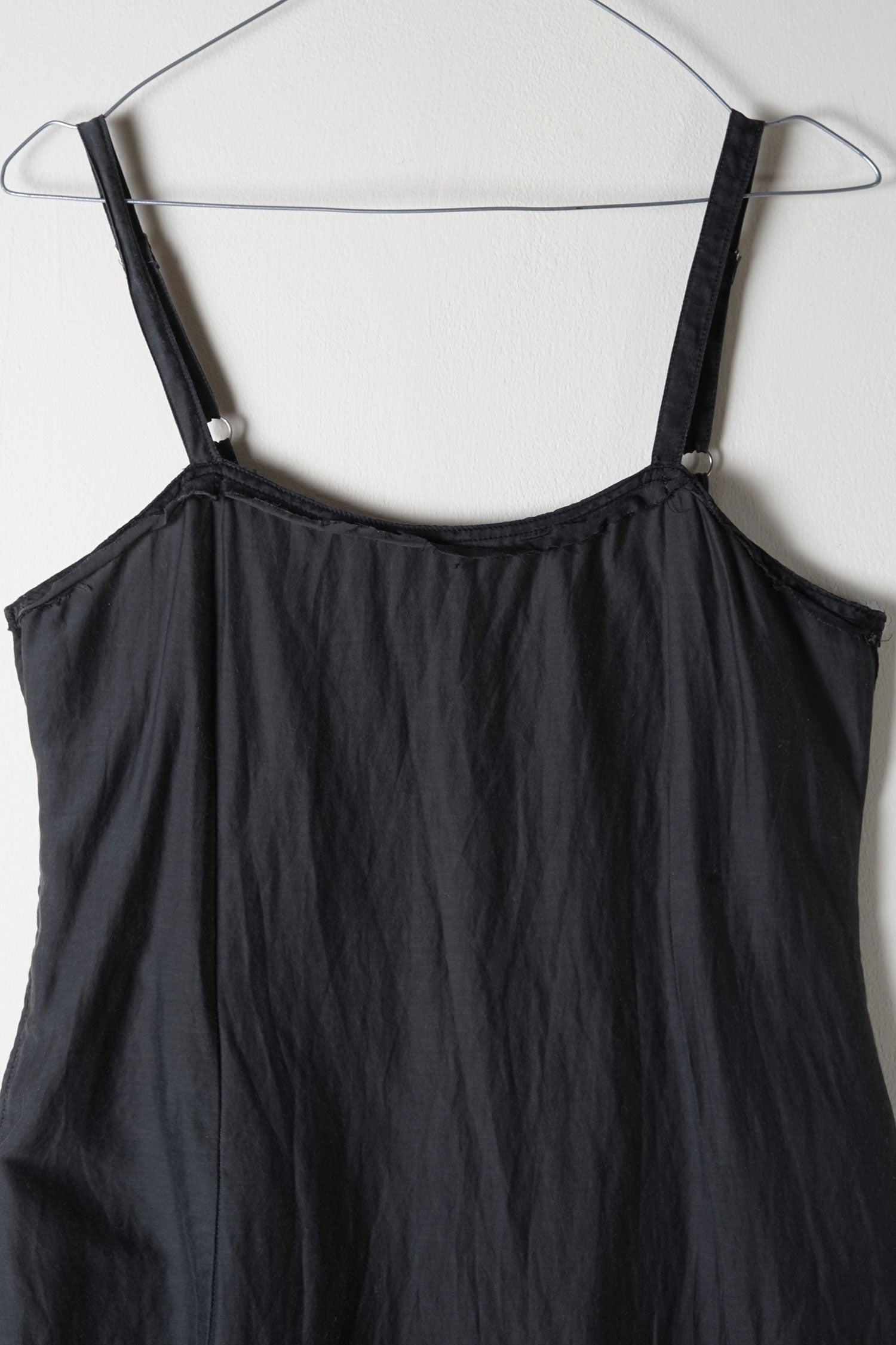 preloved - idle slip