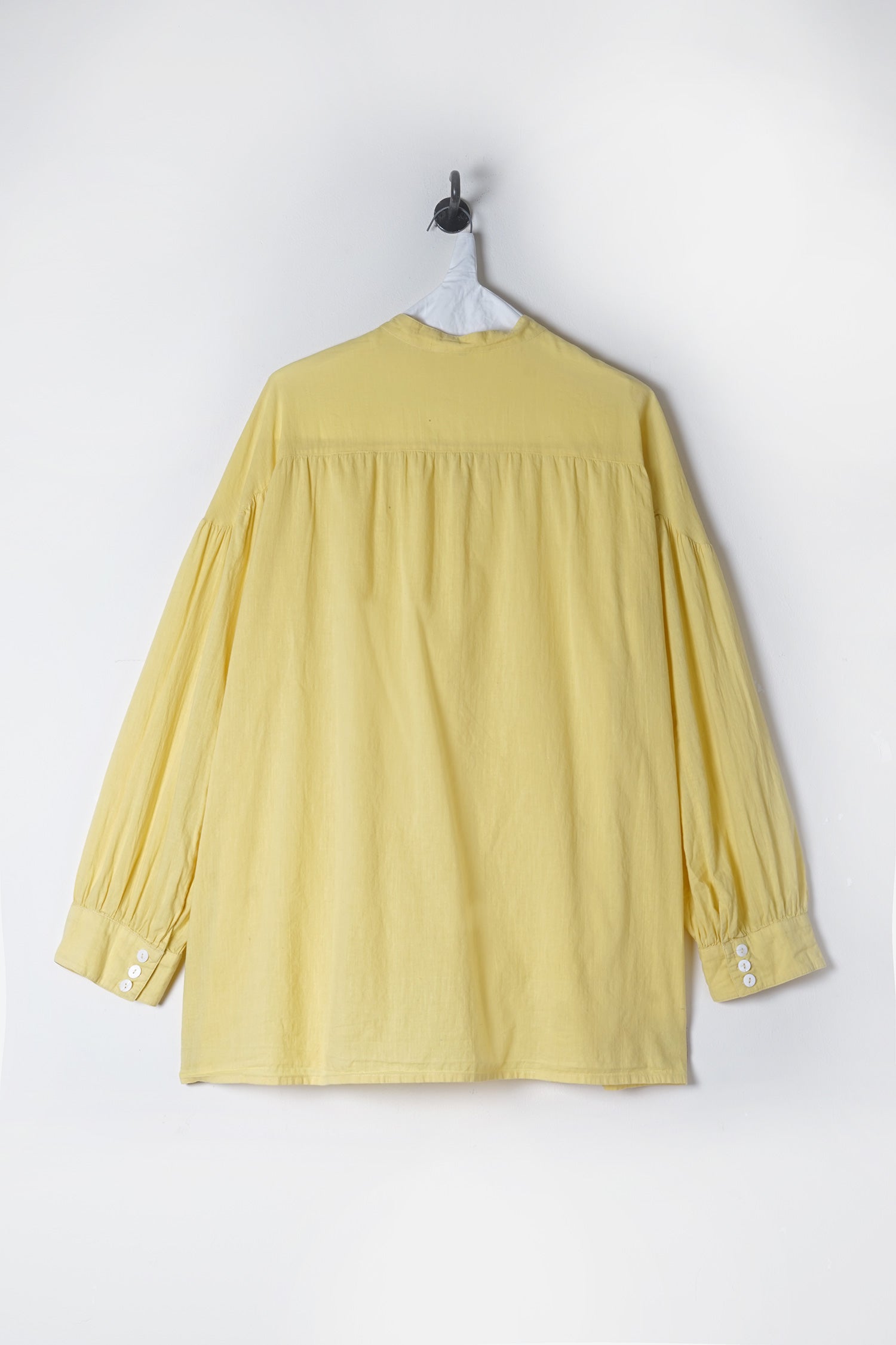 preloved - normal shirt